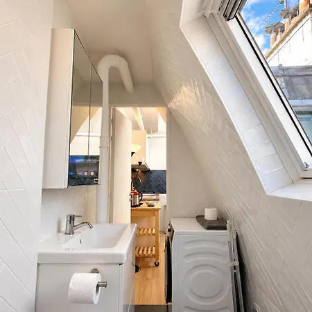 Apartamento 1br In Vibrant Latin Quarter With Netflix