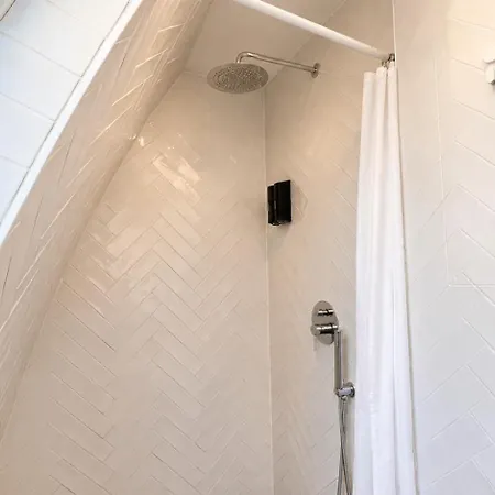 1br In Vibrant Latin Quarter With Netflix Apartamento *